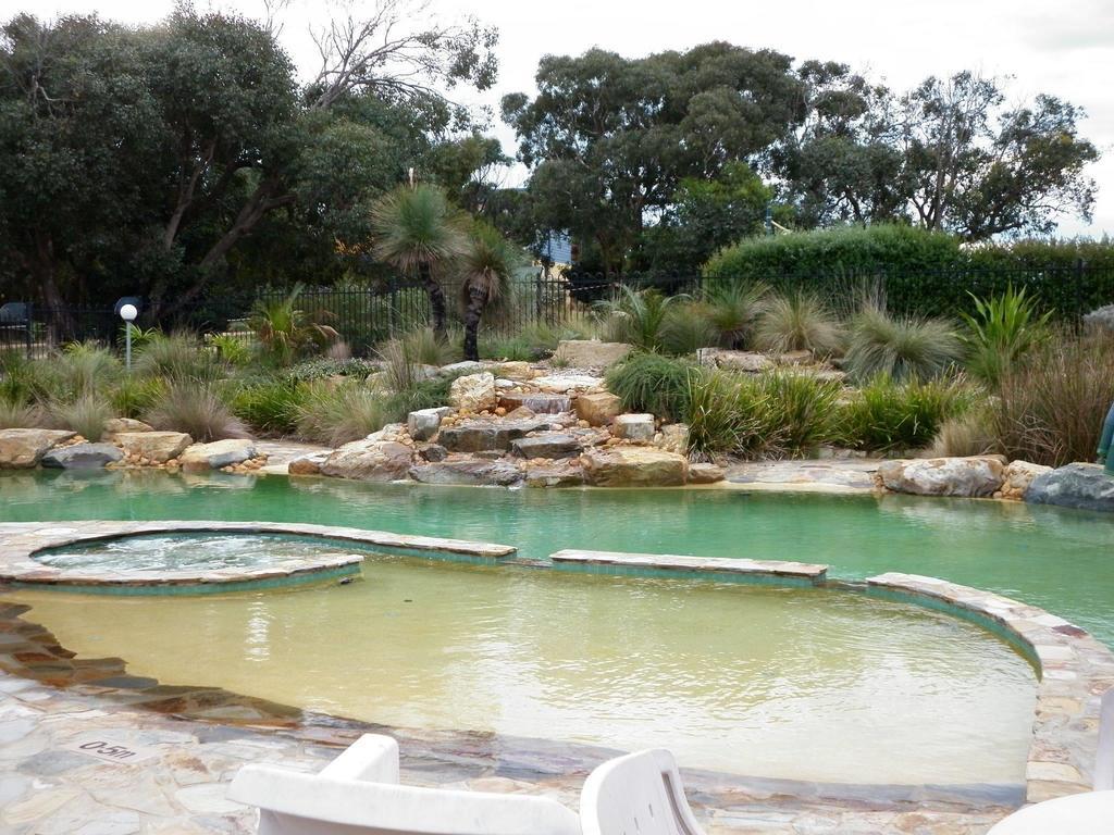湖滨假日公园 Lake Tyers Beach 外观 照片